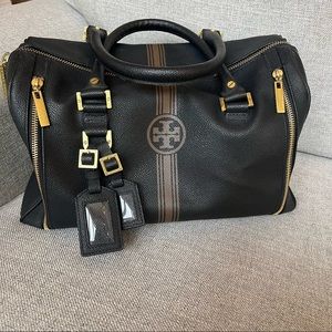 Tory Burch Bag with Side Pocket Storage and Tag Accents